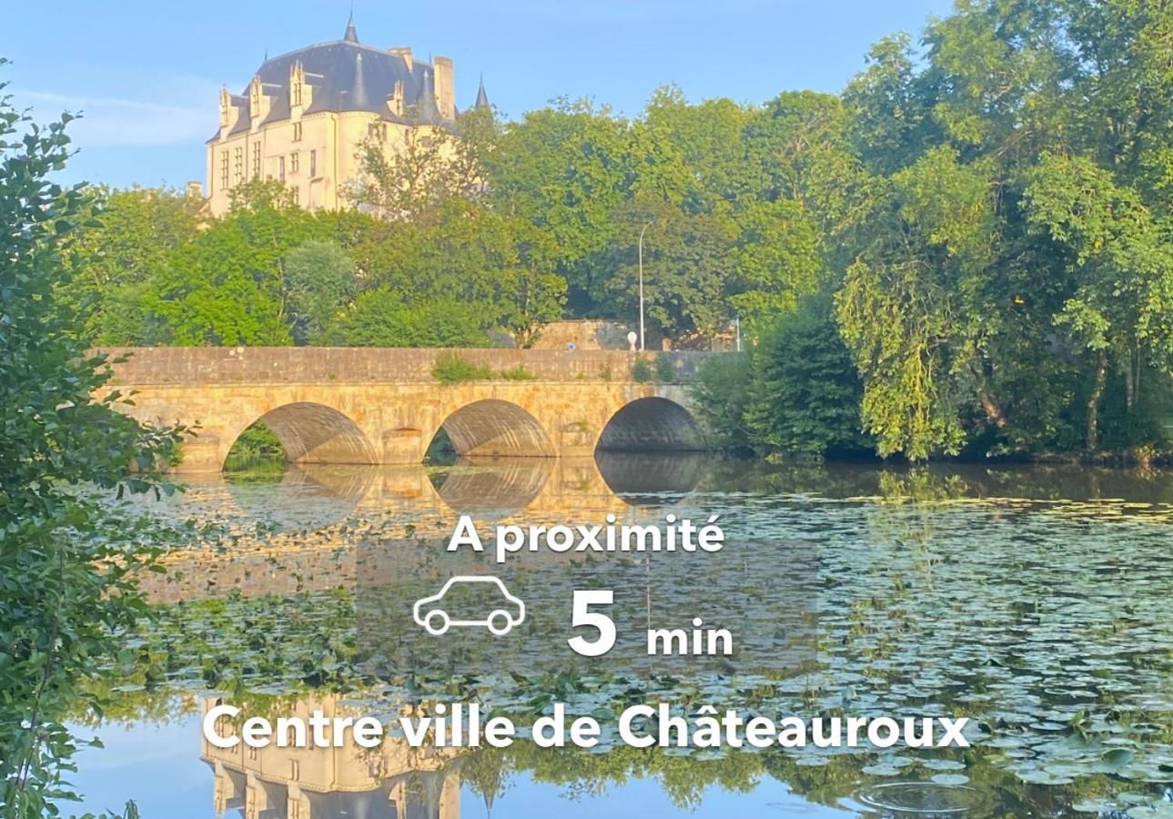 Le Terracotta ⸱ Stationnement Gratuit ⸱ Fibre Apartment Déols Екстериор снимка